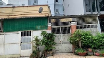Bán nhà cấp bốn:11,5x22 hai mặt tiền hẻm(5m), Trần Khắc Chân Tân địnhủ