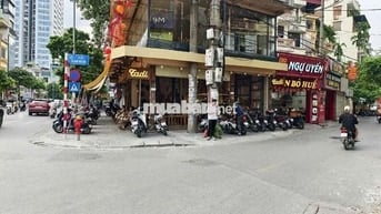 Nhà mặt phố Quan Nhân, Thanh Xuân 41m2, 4 T vỉa hè KD . Giá 14.7 Tỷ
