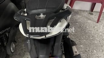 Mình cần bán 1 e sh125