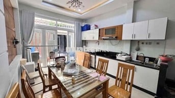 CHO THUÊ NHÀ - 1 TRỆT 3 LẦU - DTSD 160M2 - PHAN XÍCH LONG - PHÚ NHUẬN