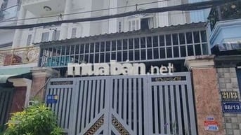 Nhà phố đúc 2 lầu 9 chủ đg oto ngay bv Q12