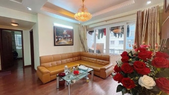 Chung cư Phú Thạnh ,Nguyễn Sơn, TP: 110m2, 3p ngủ, 2TL, Góc, 10.5tr/th