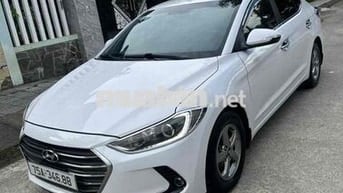 Hyundai Elantra 2016 1.6 MT