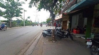 MBKD Trần Xuân Soạn, kế bên Lê văn Lương, quán nhậu hết sẩy.