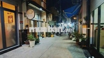 BÁN GẤP NHÀ 3 TẦNG BÀ HOM, NỞ HẬU ,HẺM OTO ĐỖ CỬA, 4M7*13M CHỈ 5 TỶ 2