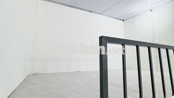 Phòng trọ mặt tiền ngay ngã tư Thủ Đức