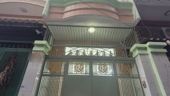 Cách mặt tiền Hoà Hảo 2 căn,Khu kinh doanh,3Tầng,3PN, NG Tiểu La 