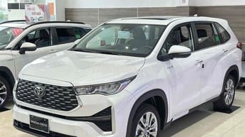 Toyota Innova Cross 2025 2.400KM Thương lượng mạnh