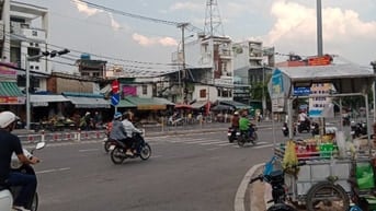 Nhà đang cho thuê 9tr/tháng cách Aeon 2 phút 