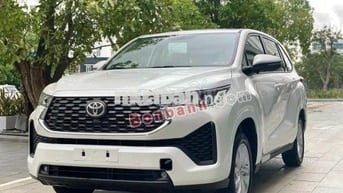 Toyota Innova Cross 2.0 CVT 2025