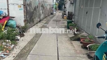 Đất trống . Đường xe OTO . sat bên KCN Tan Tạo . bình tan