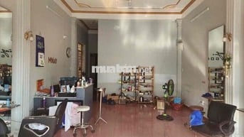 Cho thuê mặt bằng ngay ngã 4 đèn xanh đèn đỏ trung tâm TDM Bình Dương