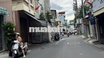 Bán nhà xinh (4x10m) ngay Chợ Bà Chiểu HXT 8m - 3PN master. Gía 8tỷ2