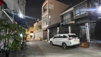 🏡 Bán Biệt Thự Gò Vấp - Siêu VIP - 3 Lầu Thang Máy - Sân Xe Hơi 