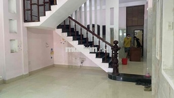 cho thuê nhà nguyên căn 3 tầng 75m2. 4 phòng ngủ đường Hoà Minh 16