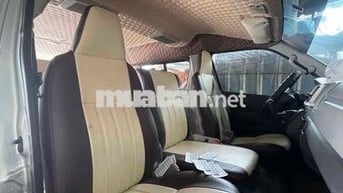 Toyota Hiace 2009 - 200000 km