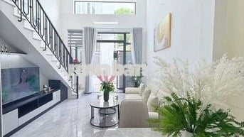 Nhà nhỏ gọn, đủ chỗ cho gia đình trẻ, giá chỉ bằng tiền thuê chung cư.