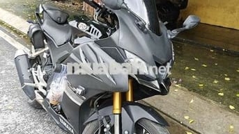 R15 Full Option - Độ dáng ngồi Sport City