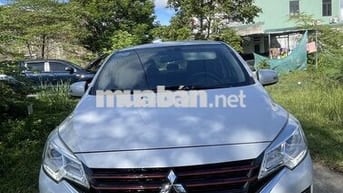 Mitsubishi Attrage 2023 Premium 1.2 CVT - 68000 km