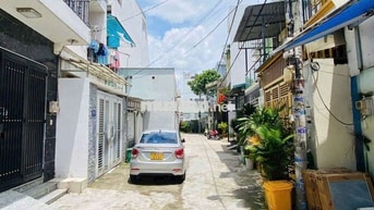 Nhà hẻm Ô tô ngay Ngã Tư Ga,Qua Gò vấp 5 phút