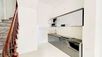 Em  cần bán nhà P Cầu Am, HĐ 40m 5T, Mặt Ngõ, Gần Ô Tô, Giá Nhỉnh 7 Tỷ