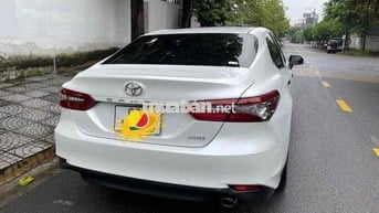 Dư dùng bán Toyota Camry 2.0 Date 2022 - Nhập