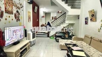 BÁN NHÀ 4x14m HXH 6M THÔNG 3TẦNG 3PN SHR SÁT LÊ VĂN QUỚI