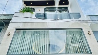 ⭐️Siêu phẩm 5 Lầu tuyệt đẹp THANG MÁY CAO CẤP hẻm xe hơi 6m Lê Văn Thọ