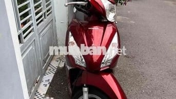 Honda Vision2017 Đỏ đô, khoá SMK.đẹp,zin.9chủ q11.