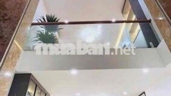 TRUNG TÂM BA ĐÌNH 7 TẦNG THANG MÁY 2 PHÚT RA HỒ CÁCH ÔTÔ 30M NGÕ THÔNG