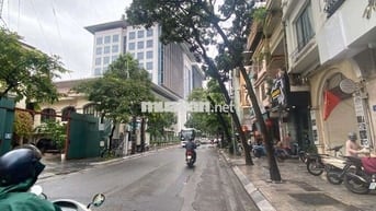 Nhà Ông Ích Khiêm 43m2-7 Tầng thang Máy - Ô tô đỗ cửa -Giá 18 Tỷ