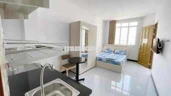 CĂN HỘ MINI BAN CÔNG CÓ THANG MÁY SÁT CẦU NGUYỄN VĂN CỪ Q8