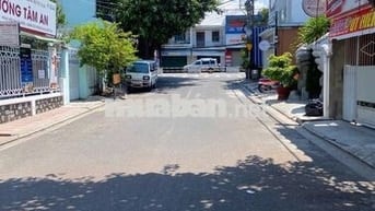 Bán lô đất ngang rộng đẹp mặt tiền đường Lam Sơn trung tâm Nha Trang