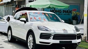 Porsche Cayenne Cayenne  Model 2022