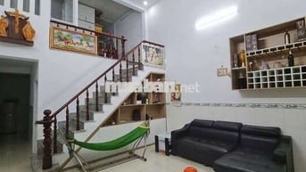 Nhà gác lửng Phú Hoà, 2PN, đường rộng 6m