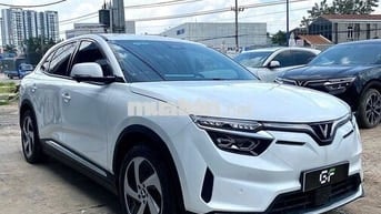 VINFAST VF8 ECO 2022 MÀU TRẮNG