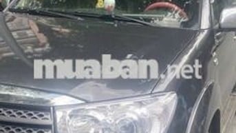 Toyota Fortuner 2010 2.5G - 135000 km