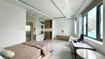 Căn hộ thang máy rộng 30m2 nội thất full mới PHẠM VĂN ĐỒNG PHƯỜNG 13