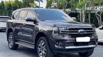 Ford Everest 2022 Titanium+ 2.0L AT 4x4 - 37000 km