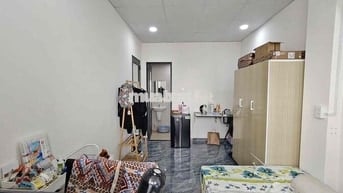 Phòng mới xây sạch đẹp gần cầu Nguyễn Văn Cừ thuận tiện cho đi lại