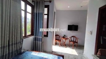 CHdV, Phòng Trọ giá rẻ có ban công, gần ĐH UEH cs N, gần ĐH Văn Hiến