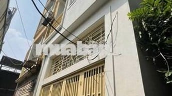 Cho thuê nhà 3 tầng phù hợp hộ gia đình khu Vĩnh Tuy, 156m2, 3 ngủ,2wc