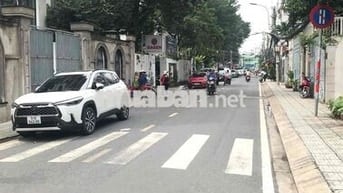 Biệt thự 3 tầng Lam Sơn 11x19m,, giá 90 triệu