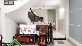 SIÊU PHẨM 4 TẦNG BTCT – HẺM NHỰA THÔNG 10M – 4PN (dễ set-up 5PN), 5WC