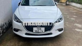 Mazda 3 2018 1.5 AT Sedan - 31000 km