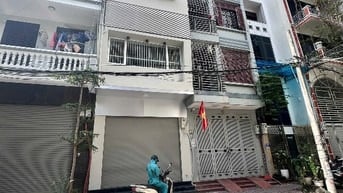 Chính chủ cho thuê nhà liền kề 5 Tầng mới tại: Hoàng Quốc Việt-Cầu Gấy