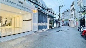 Nhà xe hơi bỏ vô nhà 1/ mặt tiền quang trung sầm uất