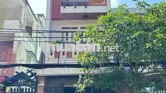 🏠 Cho Thuê Nhà MT Nguyễn Hồng Đào, P14_ 4,5x20m_ Trệt 3 Lầu, Nhà Mới