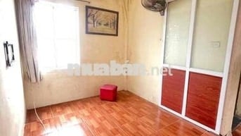 Giá đầu tư - Chỉ 3,2 tỷ căn hộ tập thể 35/65m2 nhà nguyên bản 3 p ngủ