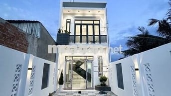 BÁN NHÀ 1 LẦU HIỆN ĐẠI - MT ĐƯỜNG TÂY BẮC - CẦN GIUỘC - GIÁ 2.8 TỶ ✅